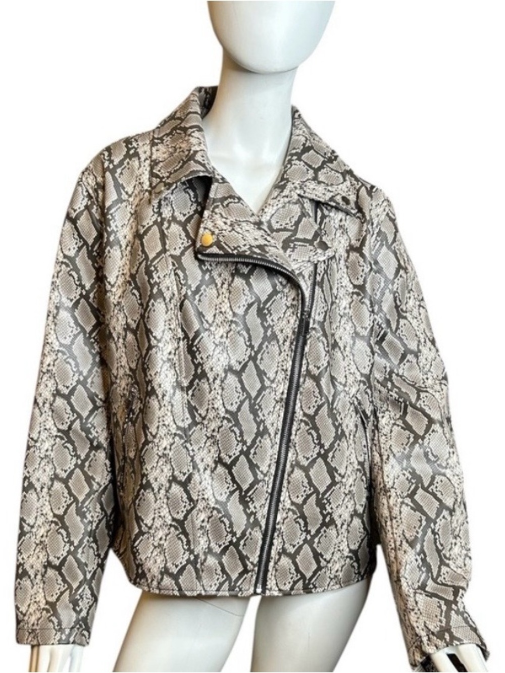 NWT Mark Alan Size 1X Faux Leather Moto Jacket Coat